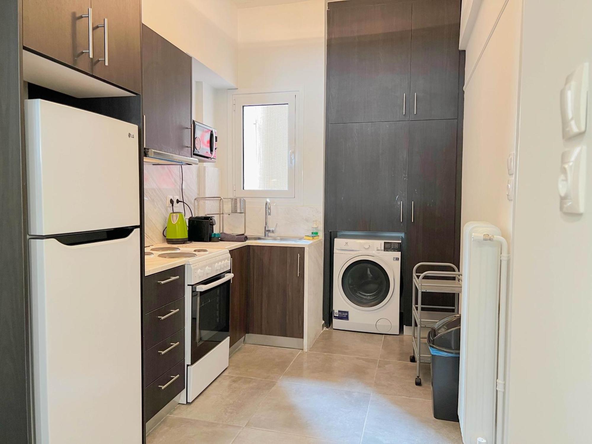 Family Two Bedroom Apartment Benaki Атина Екстериор снимка